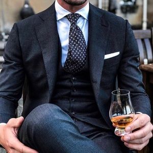 Meet your Posher, Giovanni